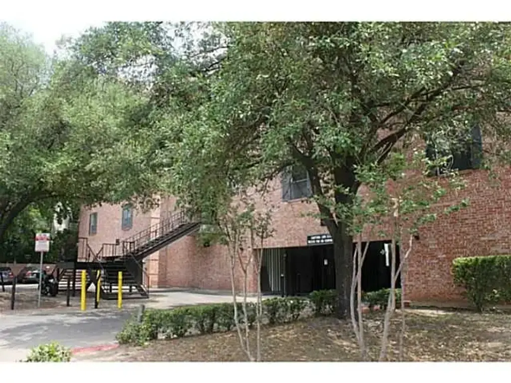2401 Leon Street 301, Austin