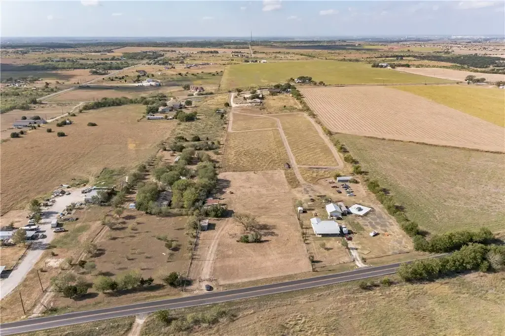5815 Old Lockhart Road, Buda