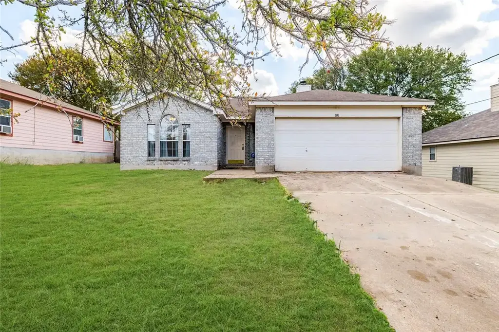 103 Oriole Cove, Cedar Creek
