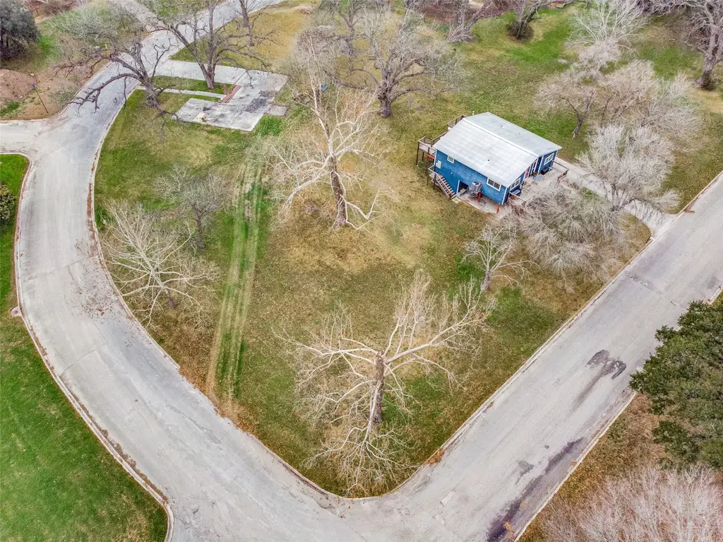 46 Glen Cove Drive, Seguin