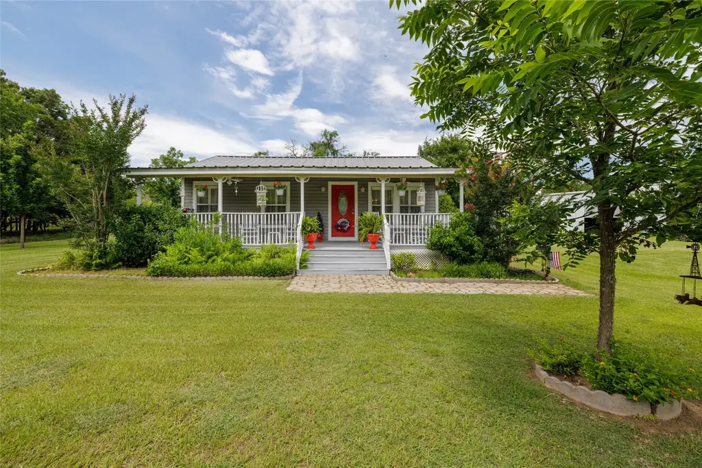 6507 N Us Highway 77 Road, Rockdale