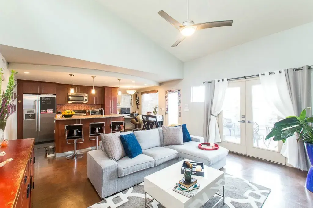 41 Waller Street 308, Austin