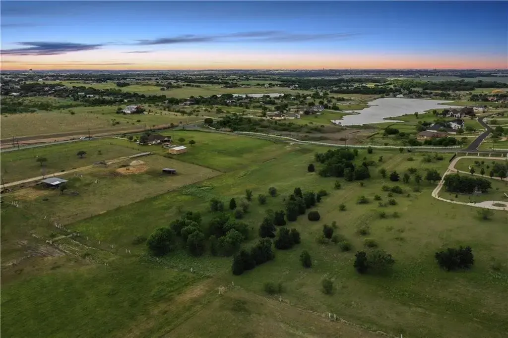 100 County Road 198, Hutto