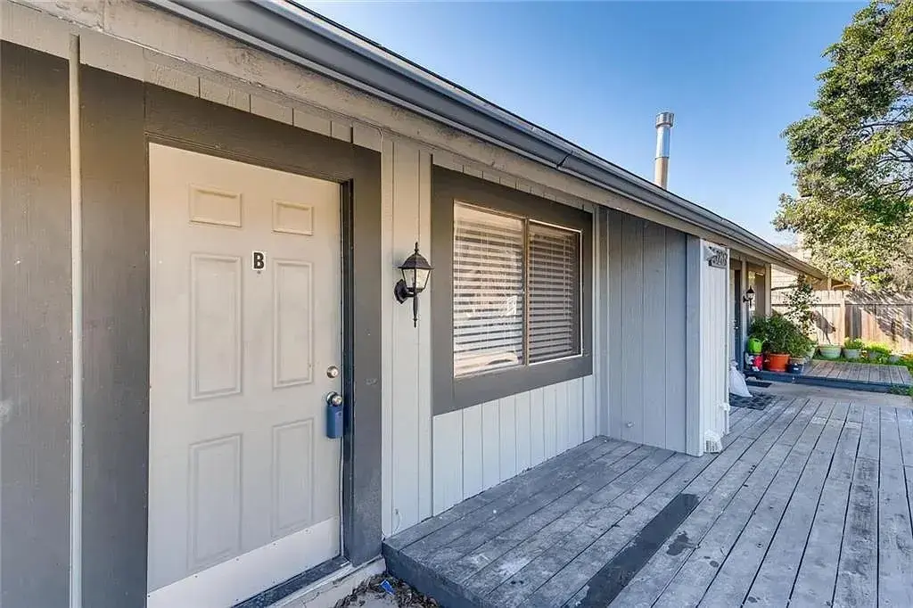 5209 Tahoe Trail B, Austin