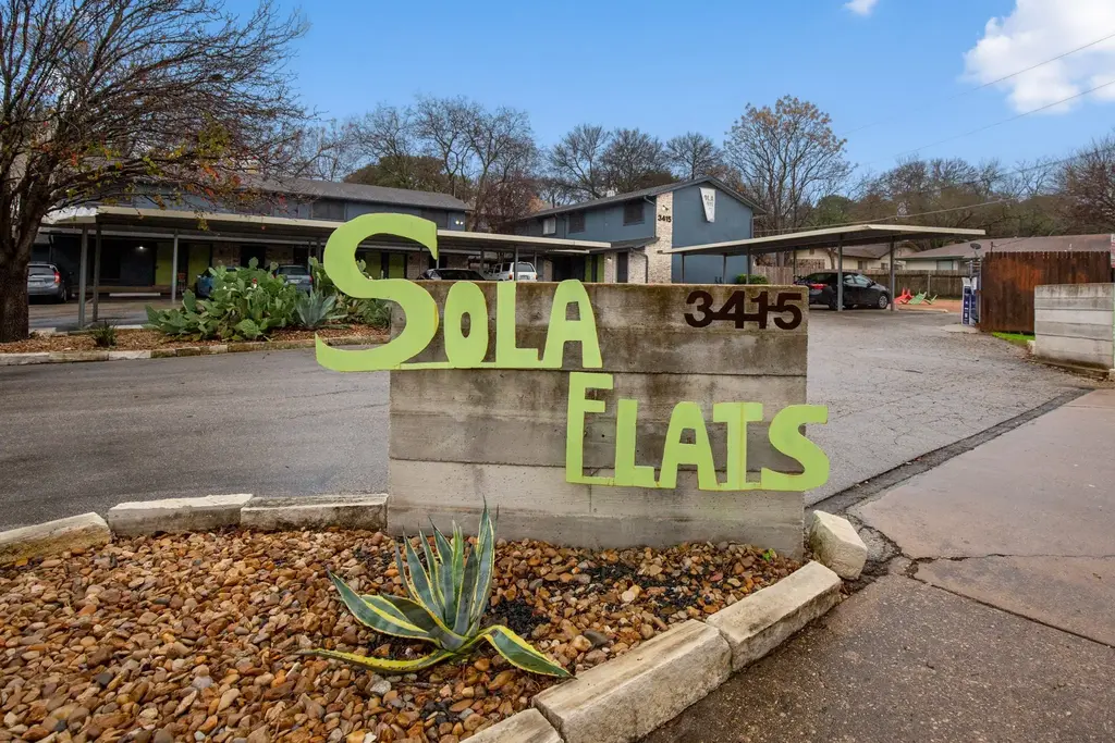 3415 Menchaca Road 109, Austin