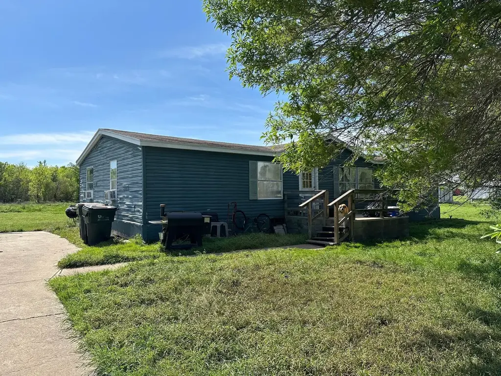 7001 Bronco Court, Buda