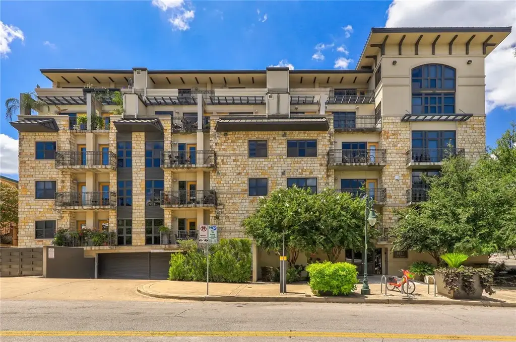 1812 West Avenue 501, Austin