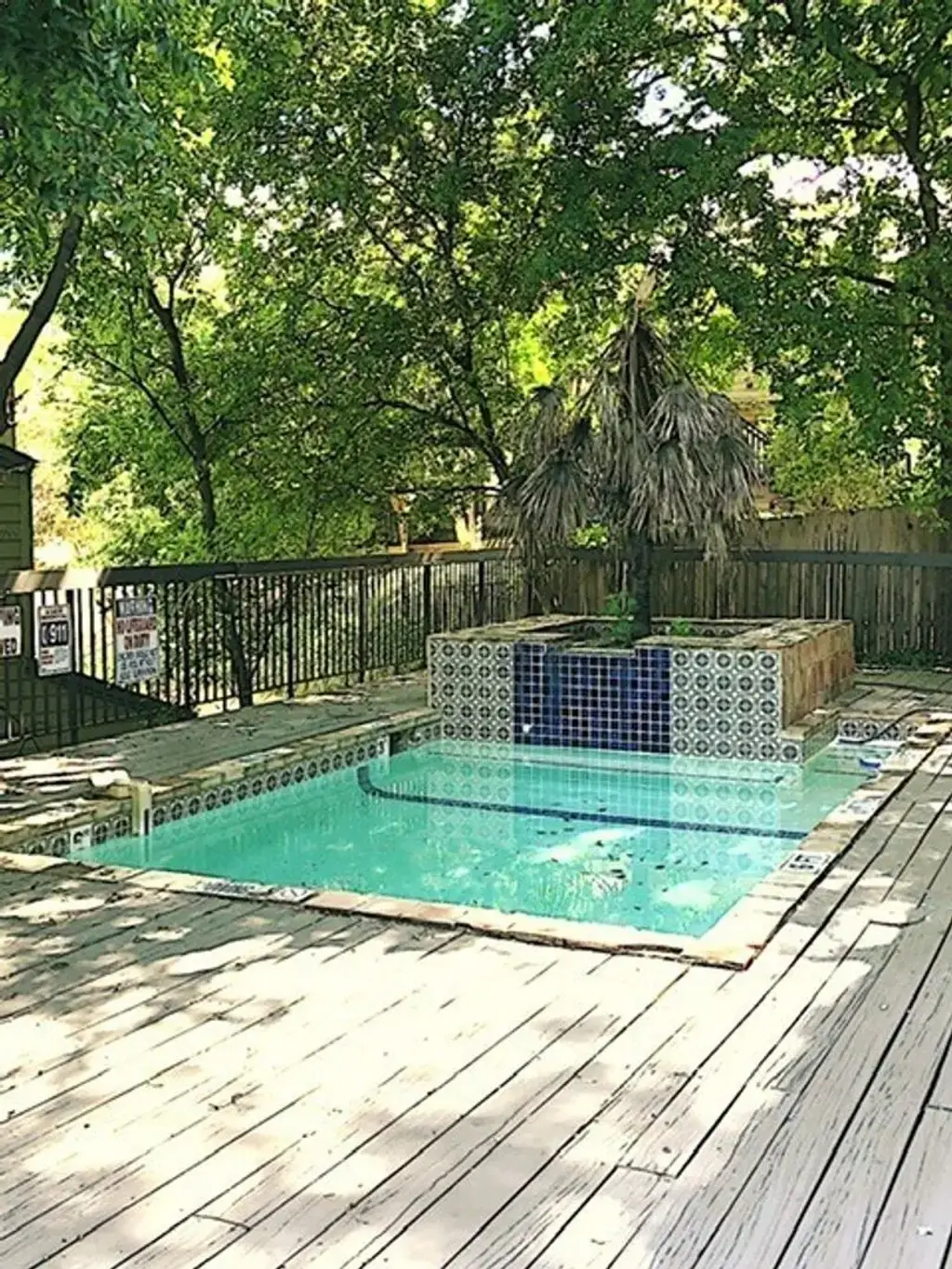 908 Poplar Street 202, Austin