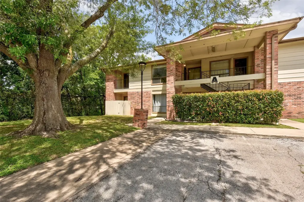 1705 Crossing Place A109, Austin