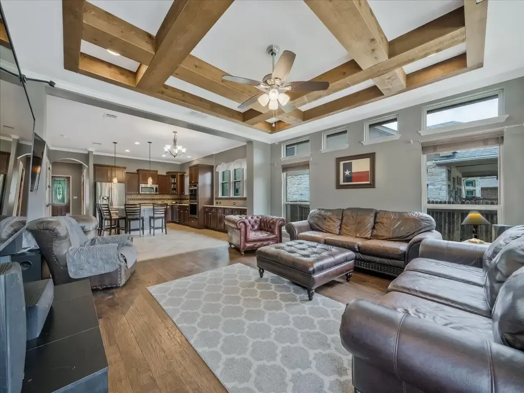 910 Wild Rose Drive, Austin