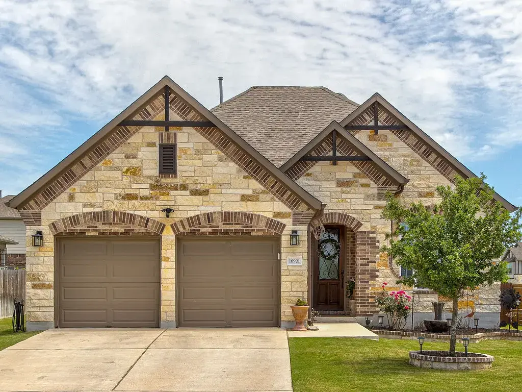 16901 Lathrop Avenue, Pflugerville