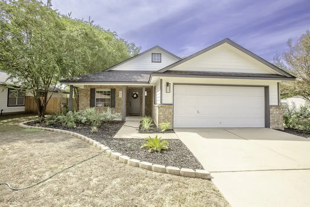 617 Barbara Way, Bastrop
