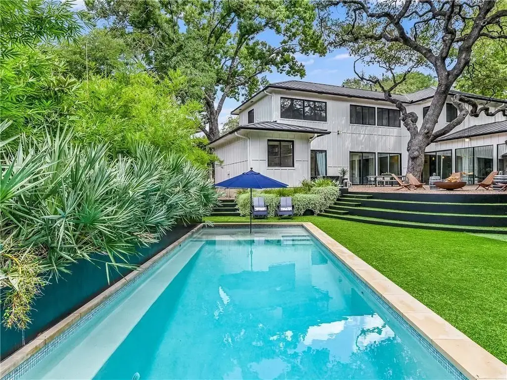 3002 Hillview Road, Austin