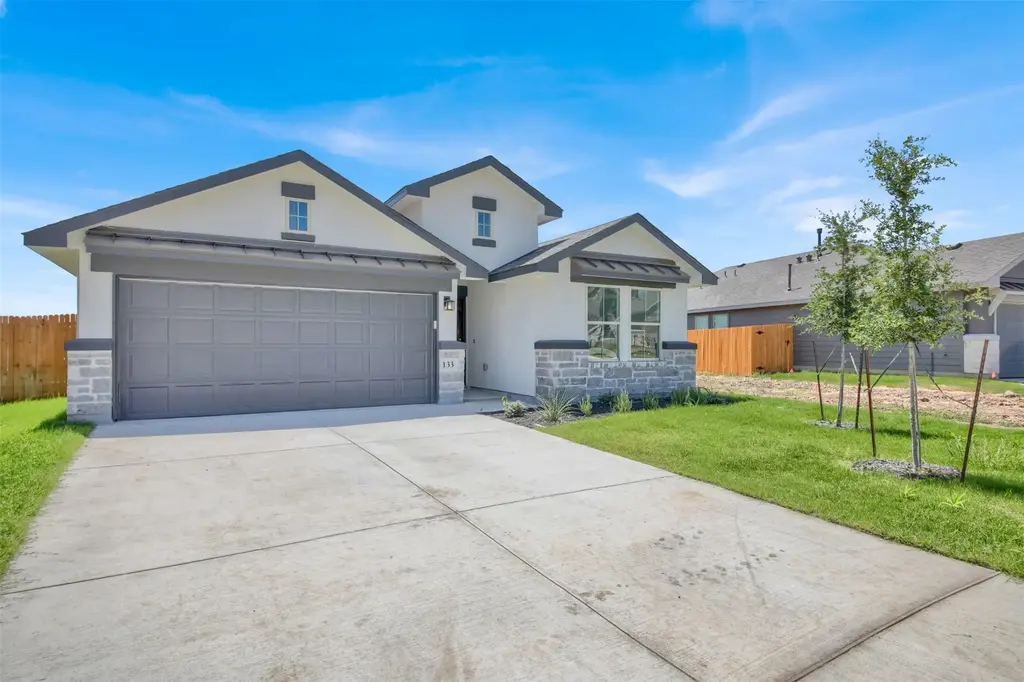 133 Woods Edge Lane, Georgetown