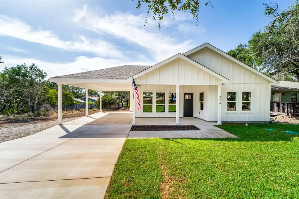 725 Circleview Drive, Canyon Lake