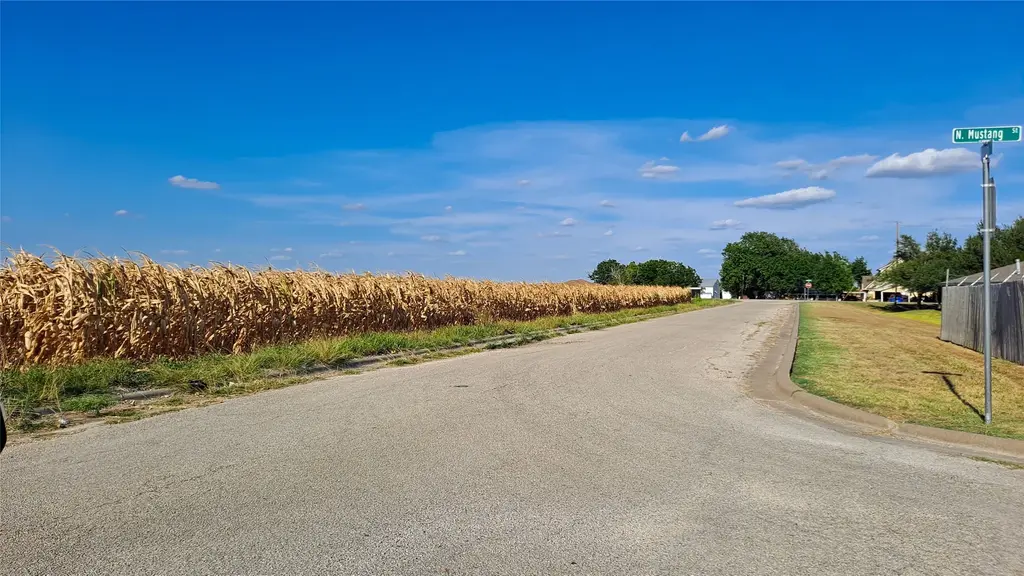 Lot 8 East Plum Street, Granger