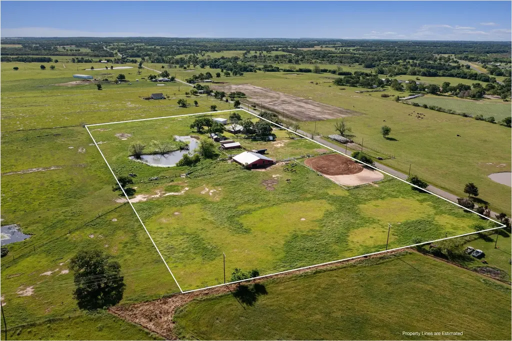 323 County Road 450, Thorndale