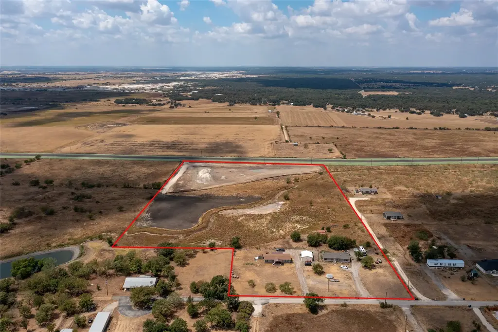412 County Road 396, Jarrell
