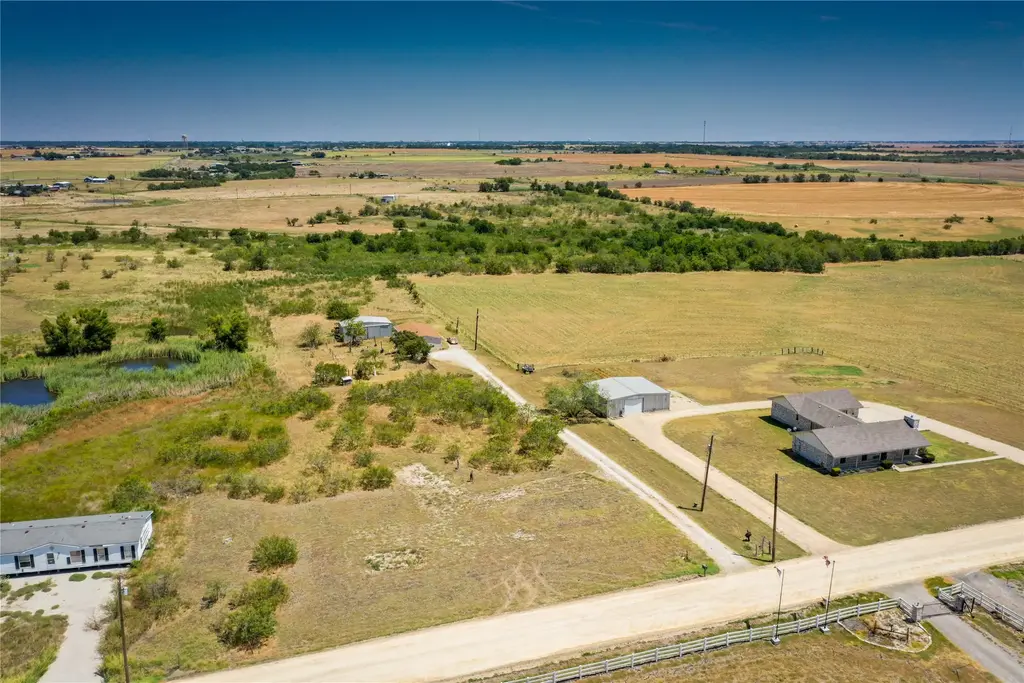 375 County Road 497, Taylor
