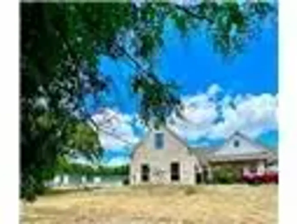 5490 317 Highway B, Temple