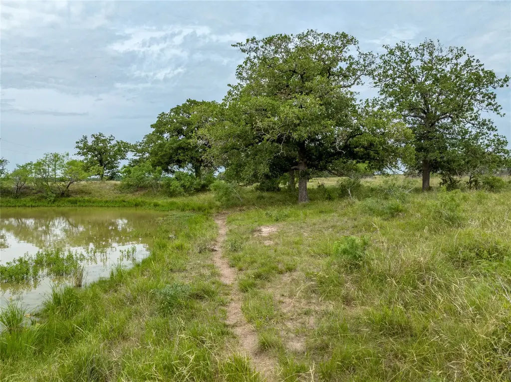 Tbd County Rd 405, Gonzales