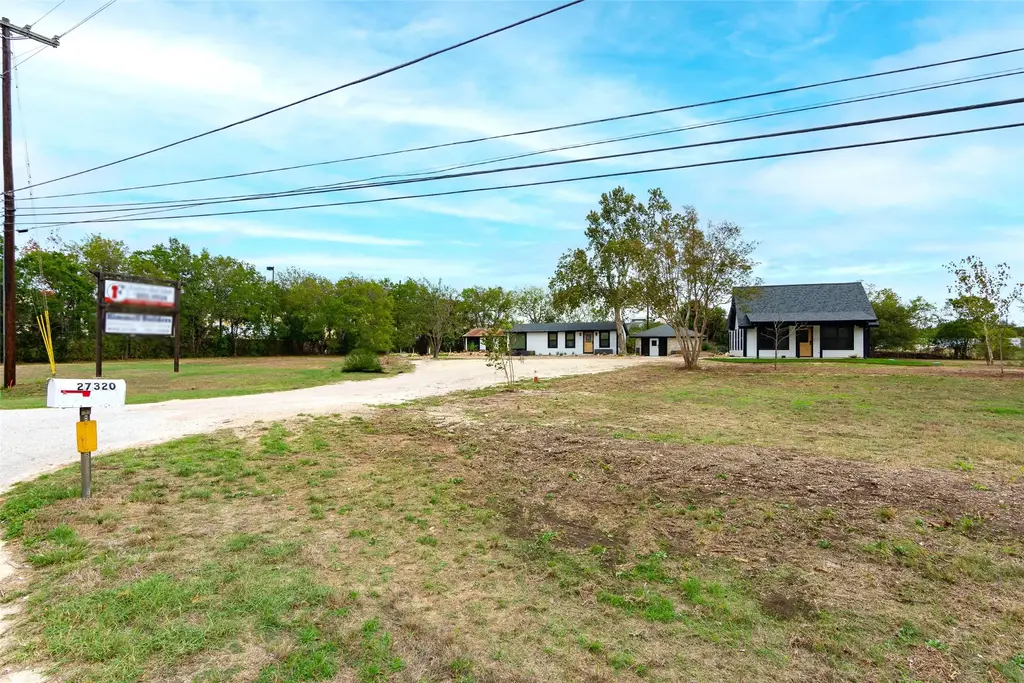 27320 Ranch Road 12, Dripping Springs