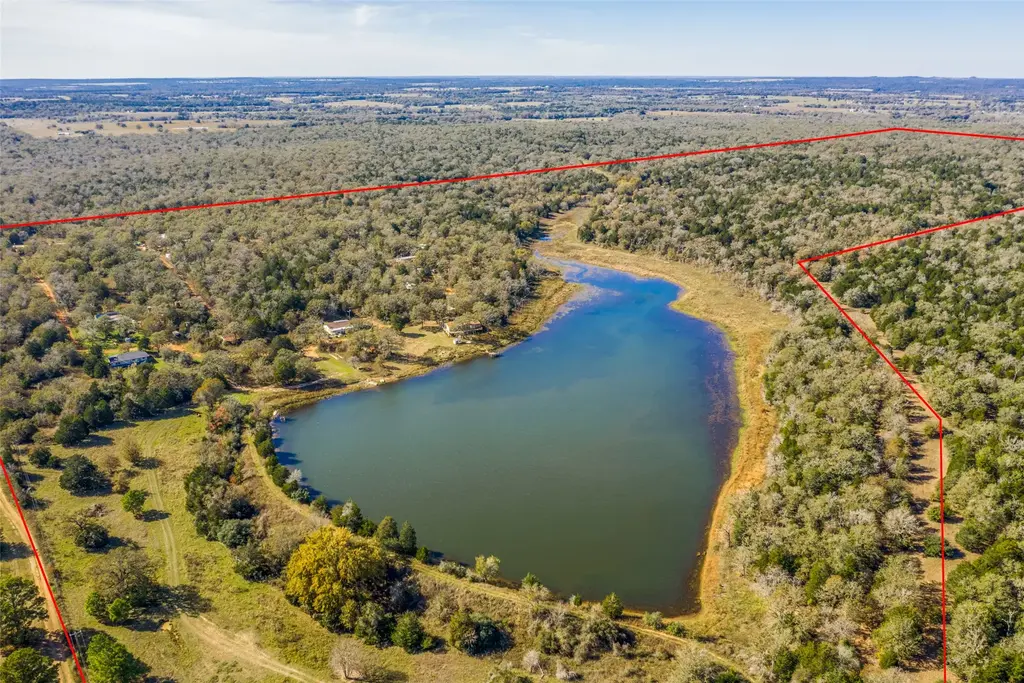 Lincoln Lake Road, Paige