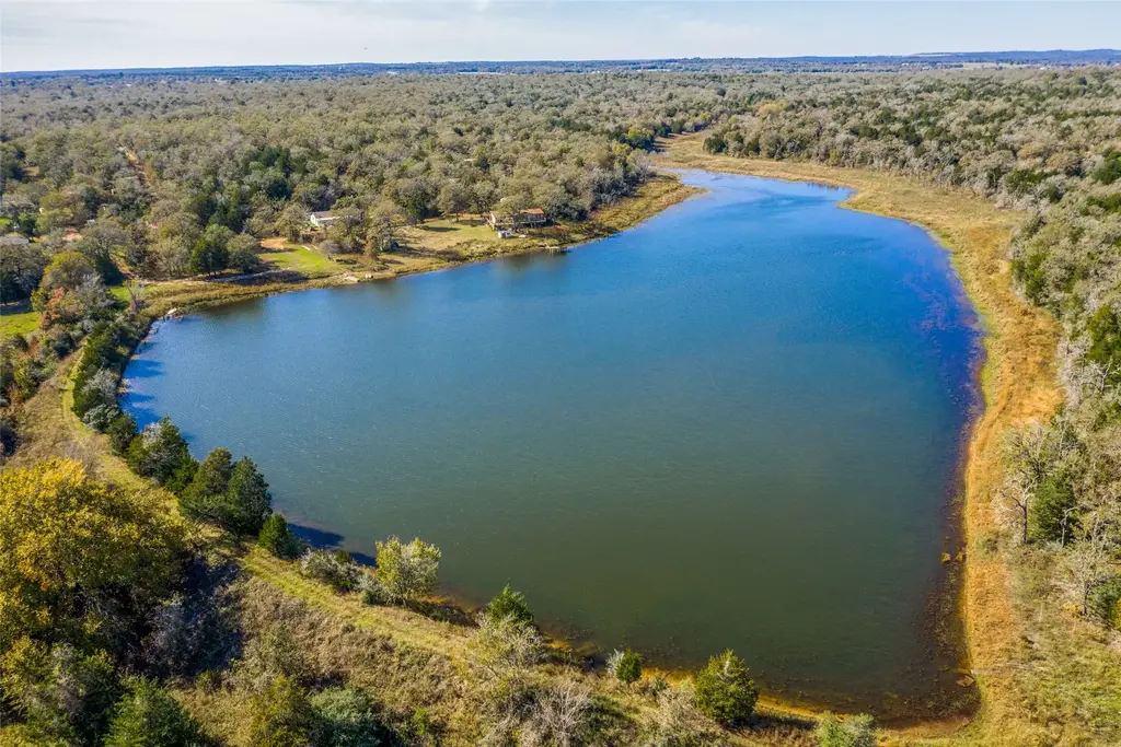 Lincoln Lake Road, Paige