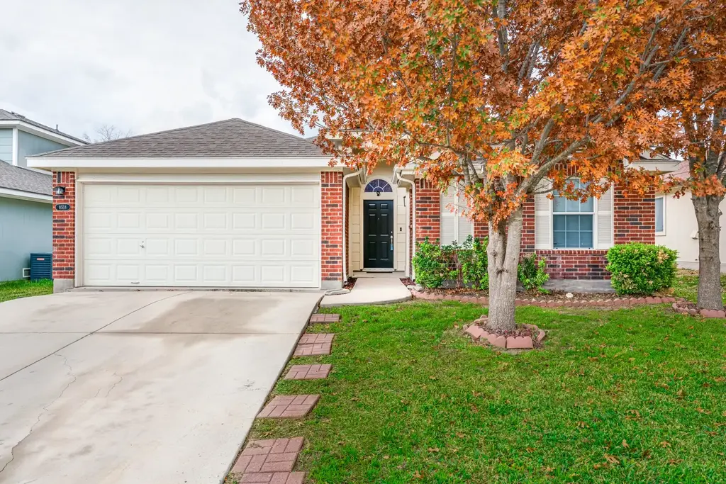 8518 Trumpet Circle, Converse