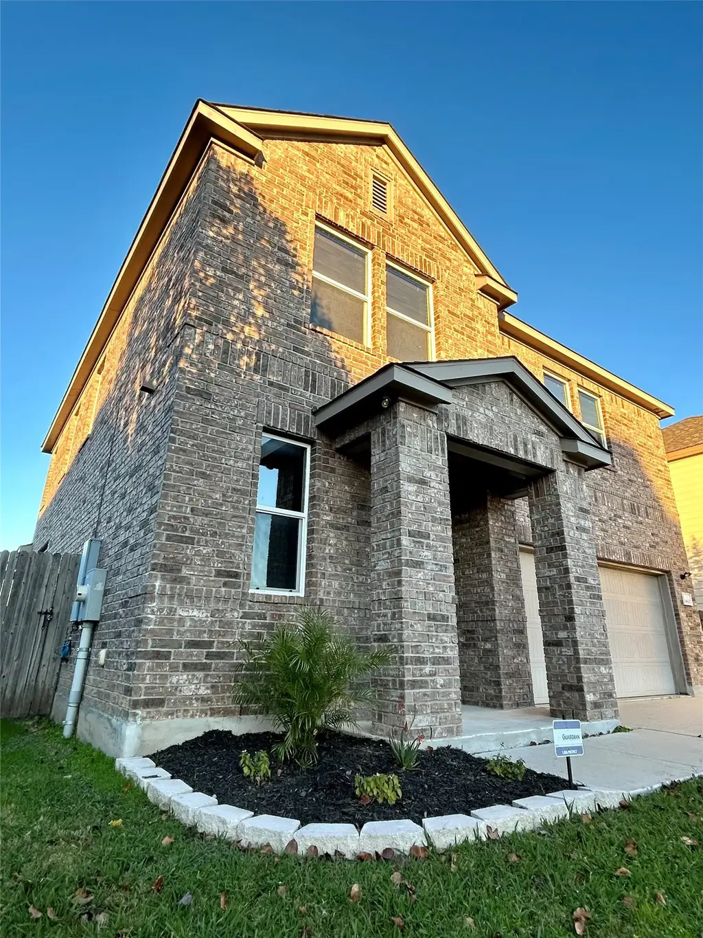 6600 Moores Ferry Drive, Del Valle