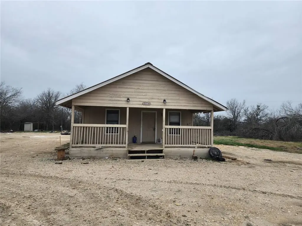 18501 Blake Manor Road, Manor