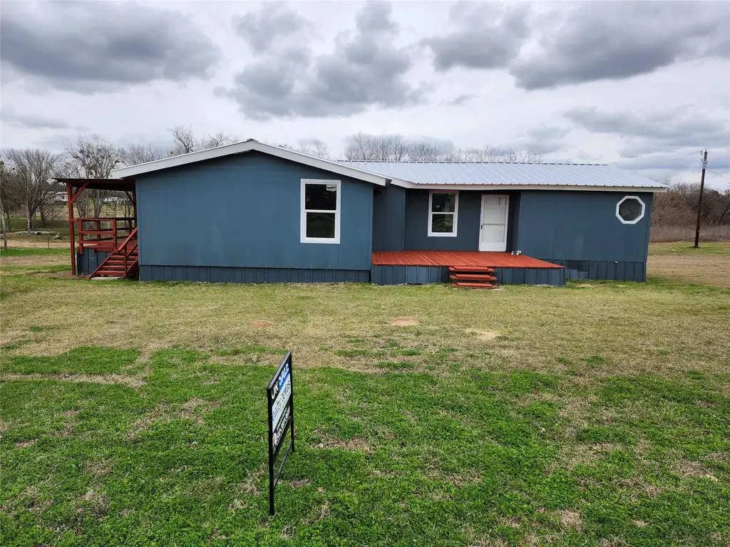 312 County Road 311 Road, Rockdale