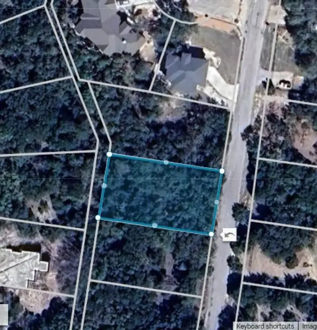 2810 Newton Drive, Lago Vista