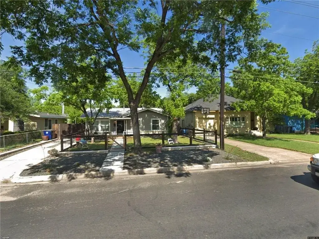 7525 Grover Avenue, Austin