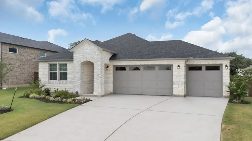 236 Firethorn Road, Marble Falls