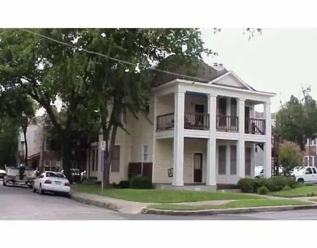 901 W 22nd Street 107, Austin