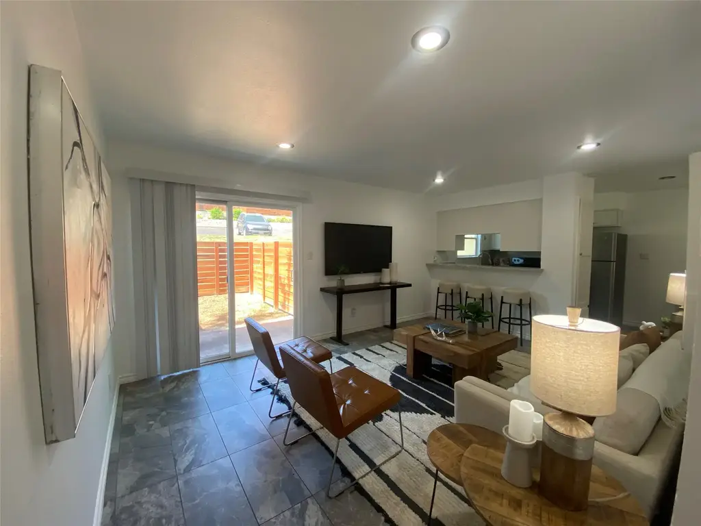 3819 Southway Drive 101, Austin