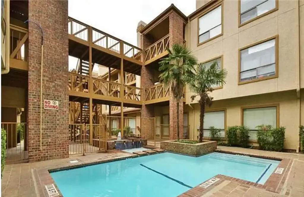 806 W 24th Street 105, Austin