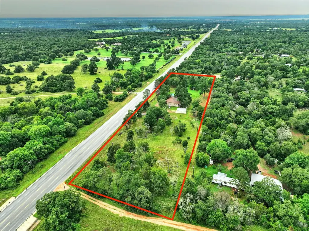 2169 Highway 304, Smithville