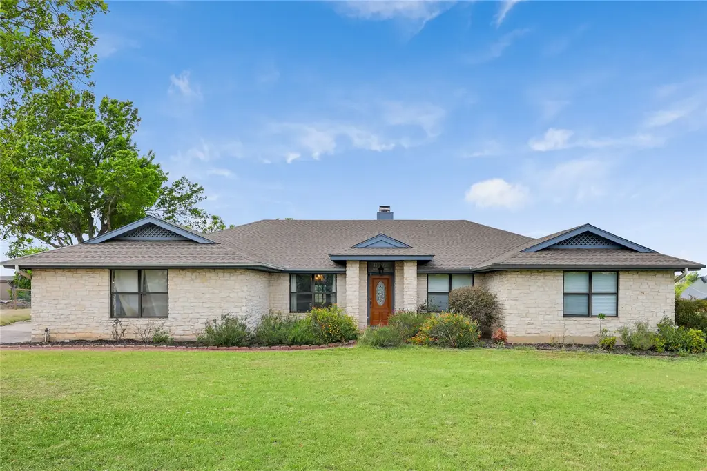 1931 Rowe Loop, Pflugerville