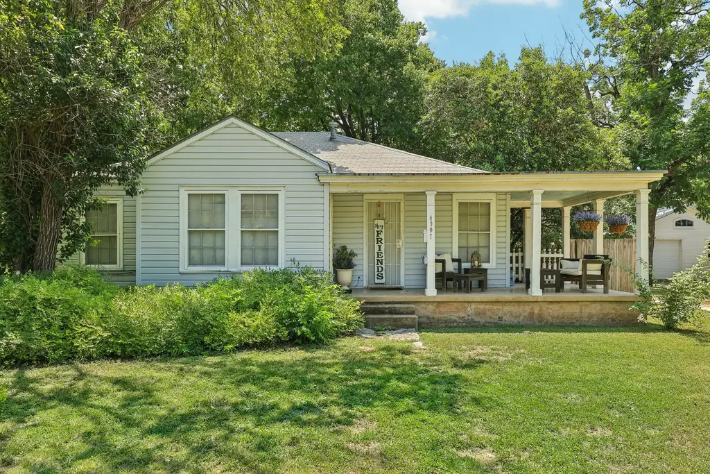 4907 Harmon Avenue, Austin