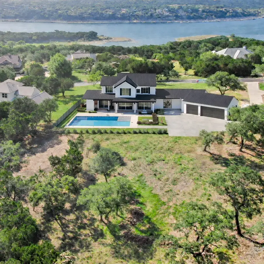 8200 Moon Rise Trail, Jonestown