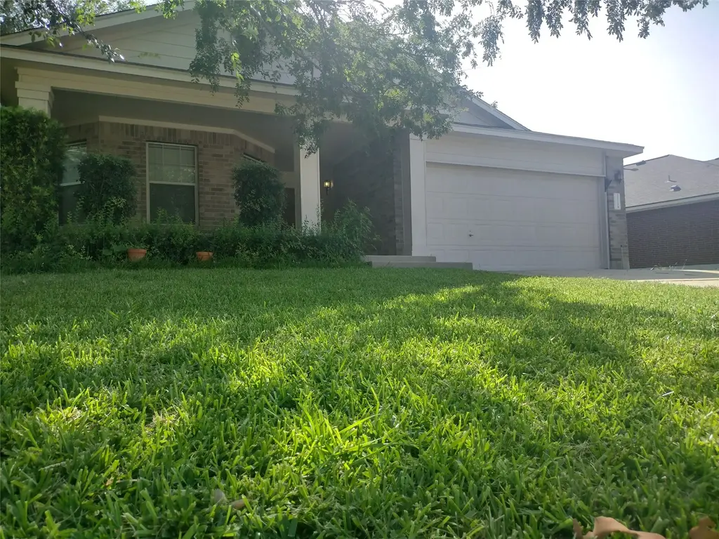 20216 Farm Pond Lane, Pflugerville