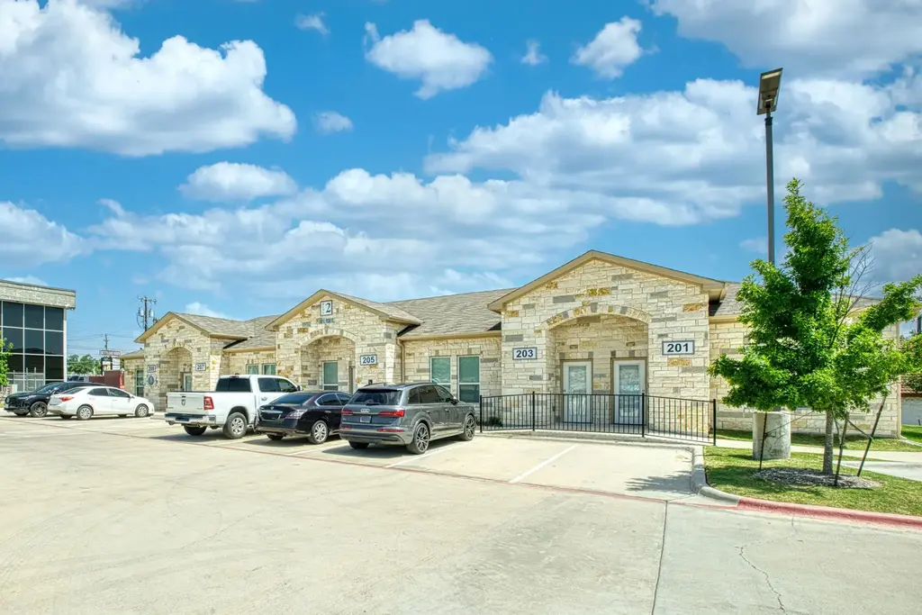 1009 W Pecan Street 201, 203, 205, 207, 209, Pflugerville
