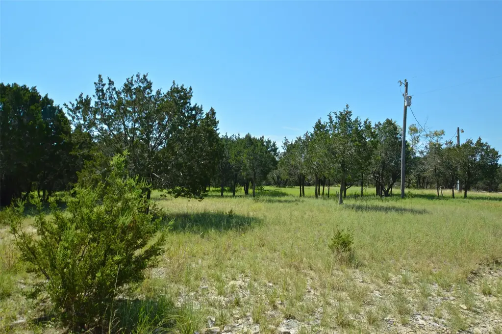 1 Cr 2268 Road, Lampasas