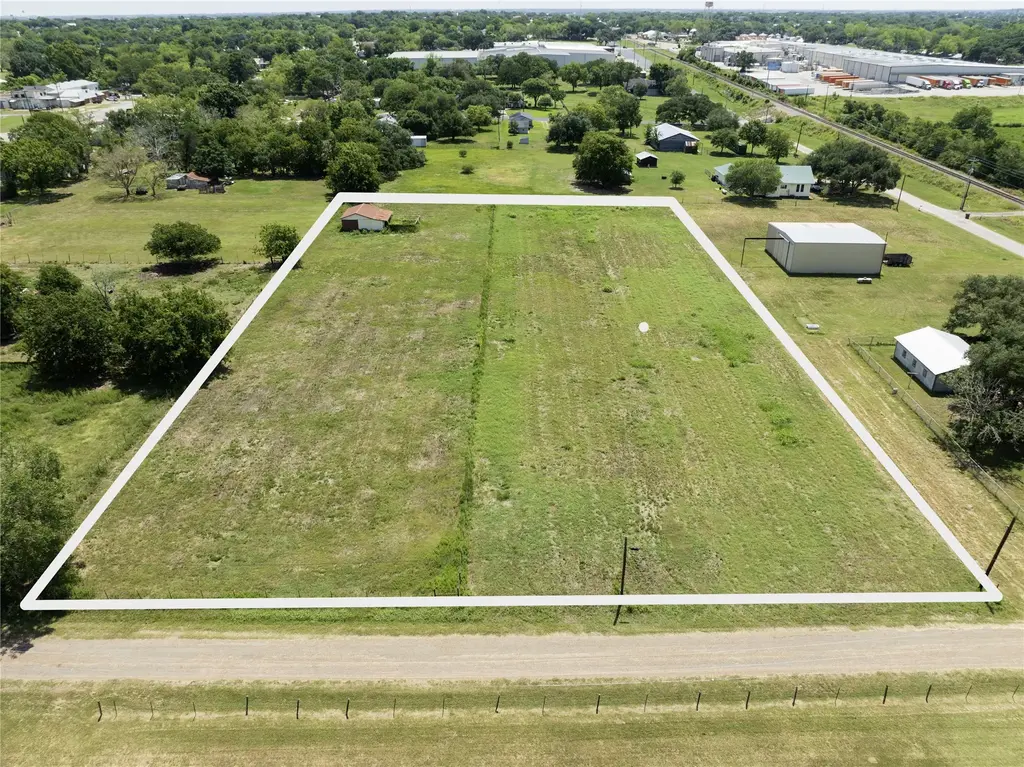 215 Old Highway 90 Loop, Schulenburg