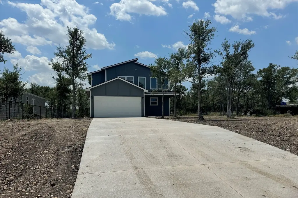 128 Passion Vine Road, Dale