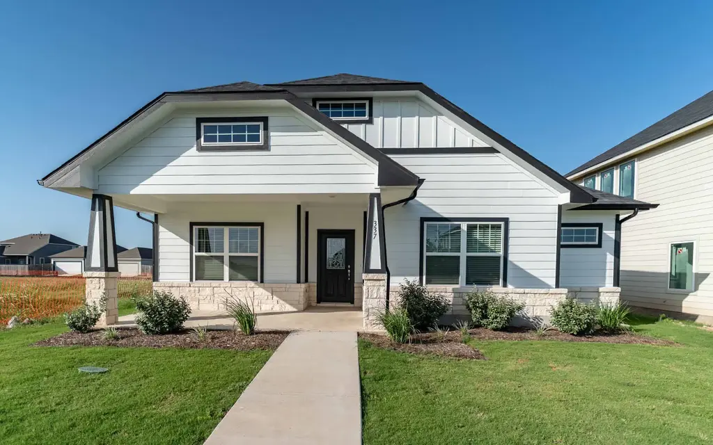 337 Yosemite Drive, Kyle