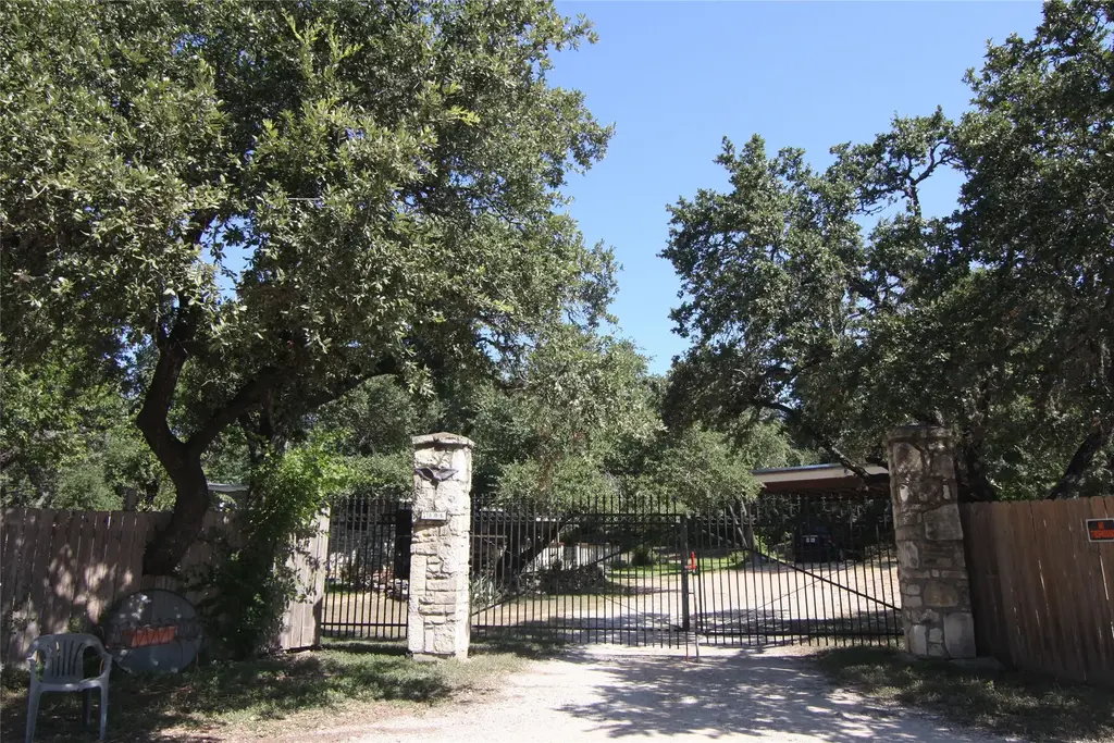 7806 & 7804 Indian Ridge Drive, Austin