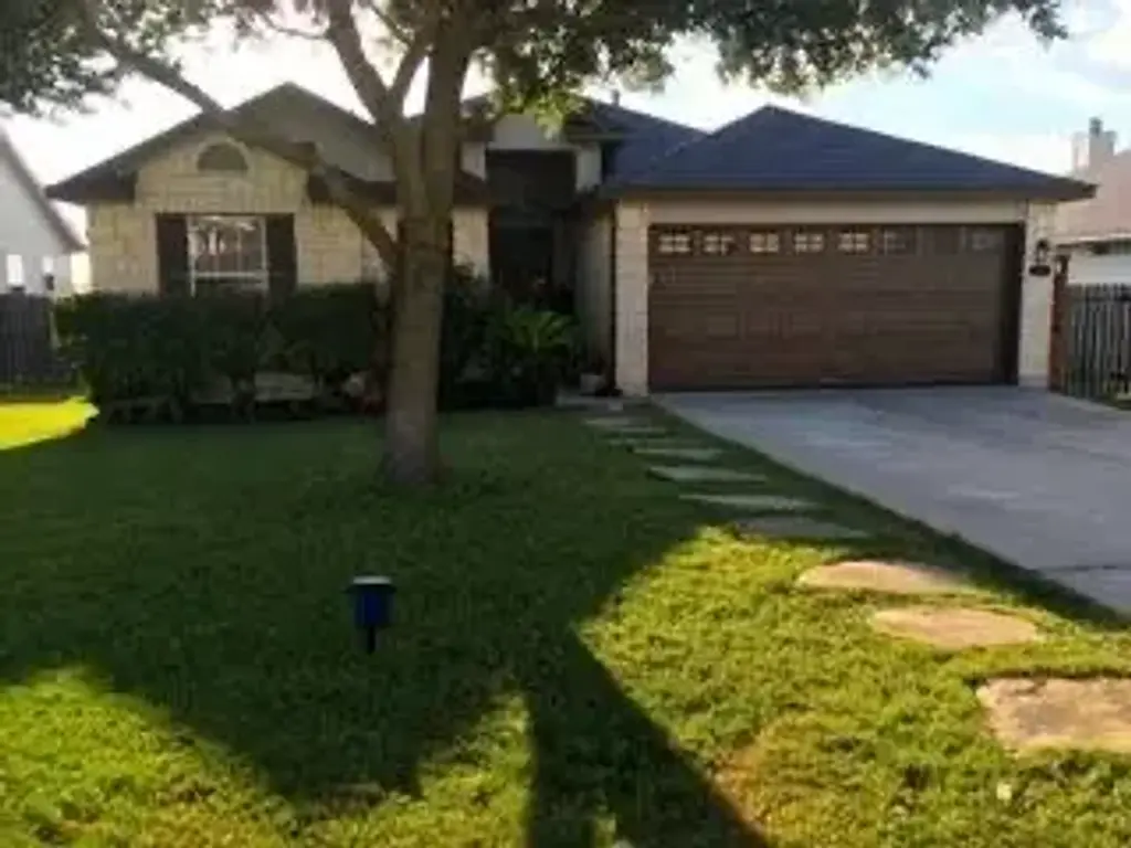 301 Lakemont Drive, Hutto